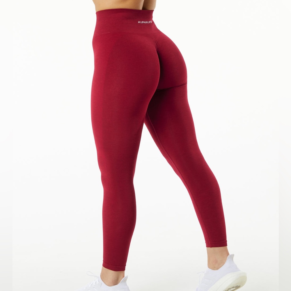 Alphalete Amplify Leggings Scarlett M